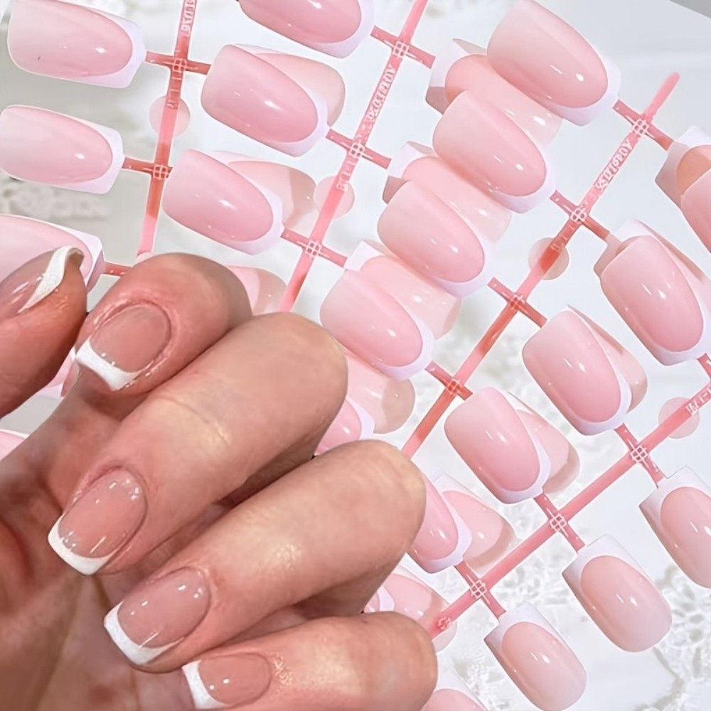 120個入りショートスクエアフレンチチッププレスオンネイル、 - Nail Art Natural Pink のレビューと価格